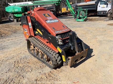 sk752 mini skid steer|SK752 MINI SKID STEER .